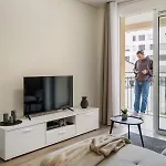 Moon Apartment *