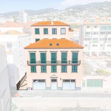 Center Carmo Appartement *