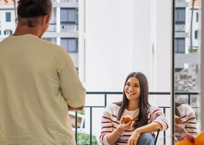 Carmo - Moon Daire Funchal